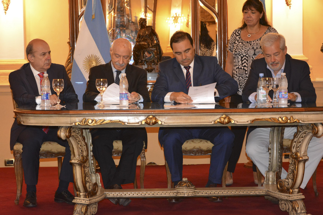 Convenio-cfi-gob-ctes-11-12-18_4