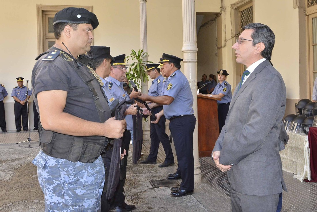 08-entrega-equipamiento-policia-16-03-18